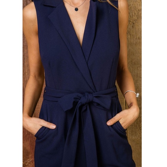 Navy collared Jumpsuit - Picture 3 of 8